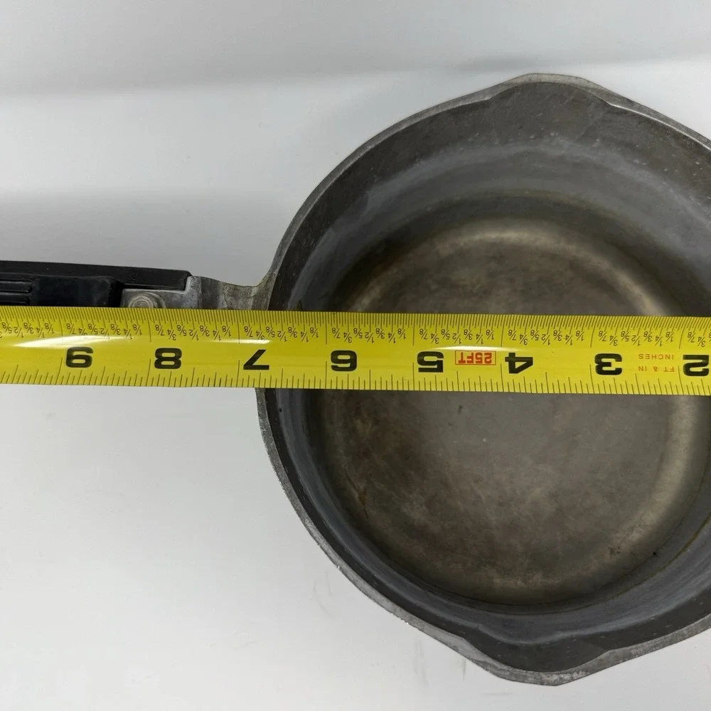 Magnalite Classic Sauce Pan w/Lid 2 Qt Chicago Cutlery 4682 Aluminum Vintage USA
